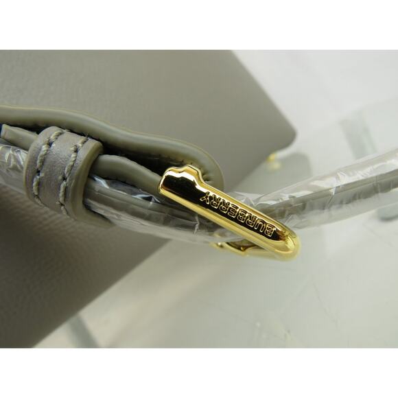 $1790 BURBERRY MD BANNER TAUPE GRAY LEATHER CHECK SHOULDER MEDIUM TOTE BAG - Picture 12 of 16